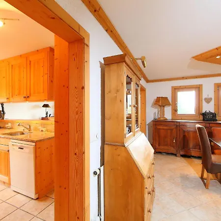 Les Bruyeres A24 Apartment